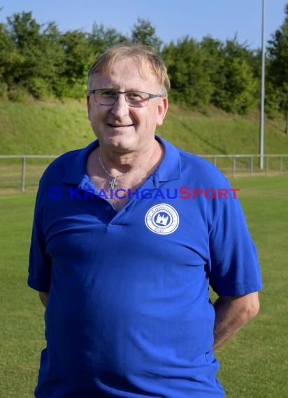 Mannschaftsfoto Saison 2019/20 Fussball Sinsheim - SV Adelshofen (© Kraichgausport / Loerz)